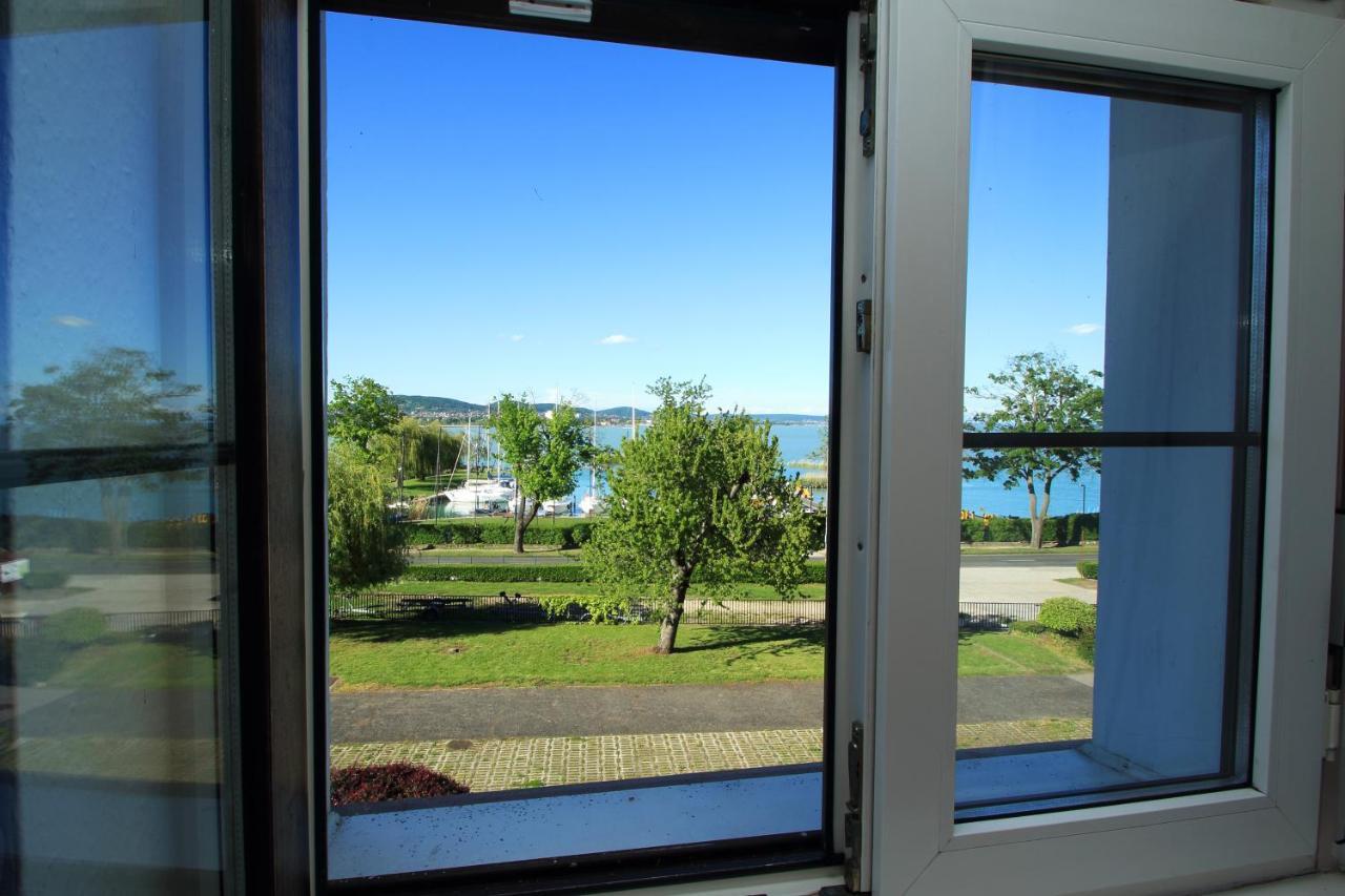Aquilo Hotel Panorama ตีฮานี ภายนอก รูปภาพ