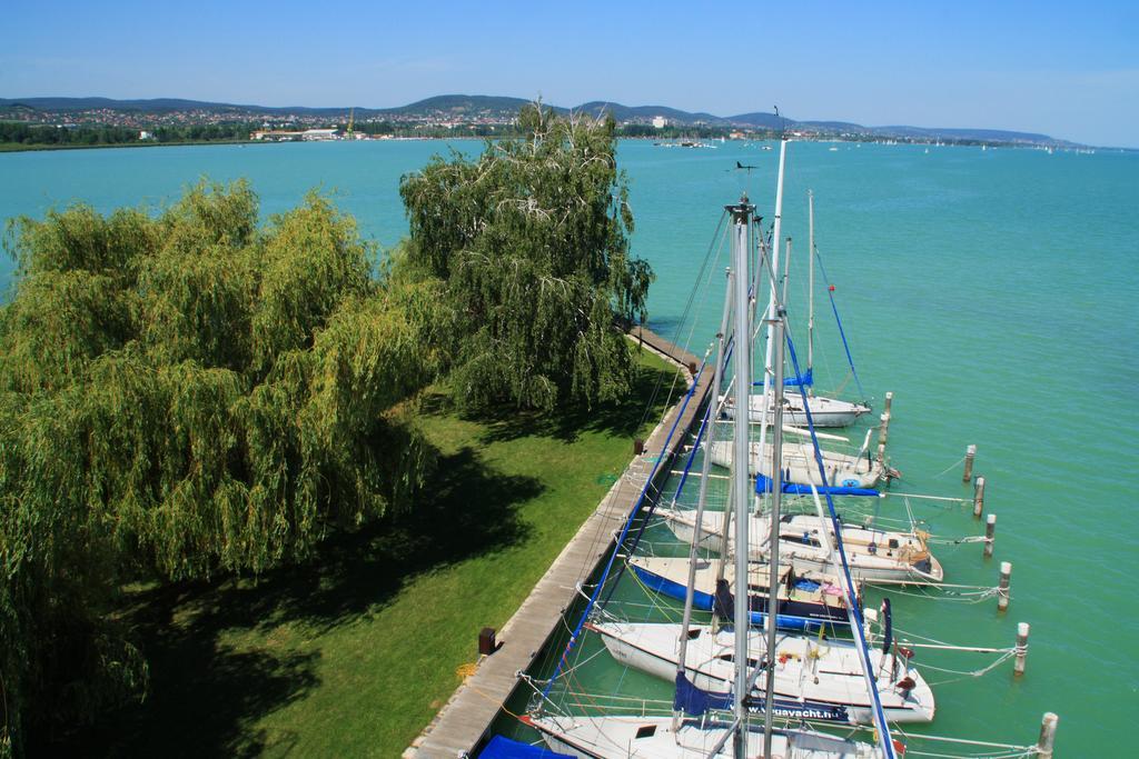Aquilo Hotel Panorama ตีฮานี ภายนอก รูปภาพ