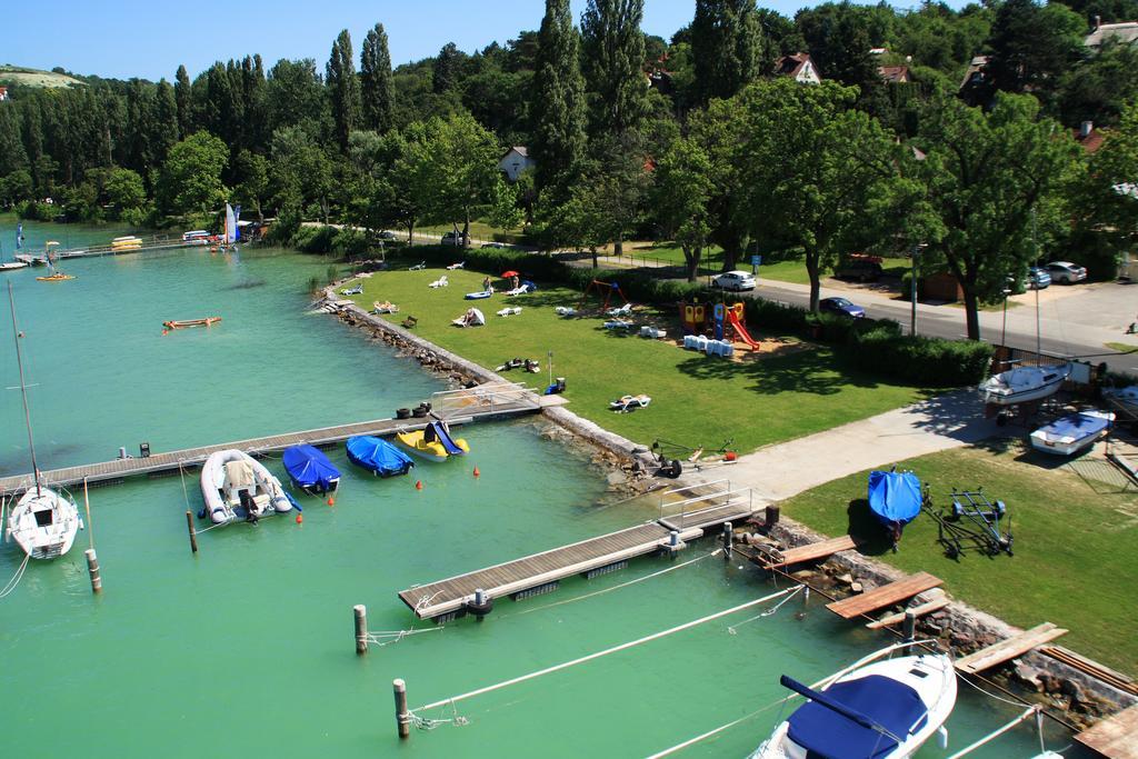 Aquilo Hotel Panorama ตีฮานี ภายนอก รูปภาพ
