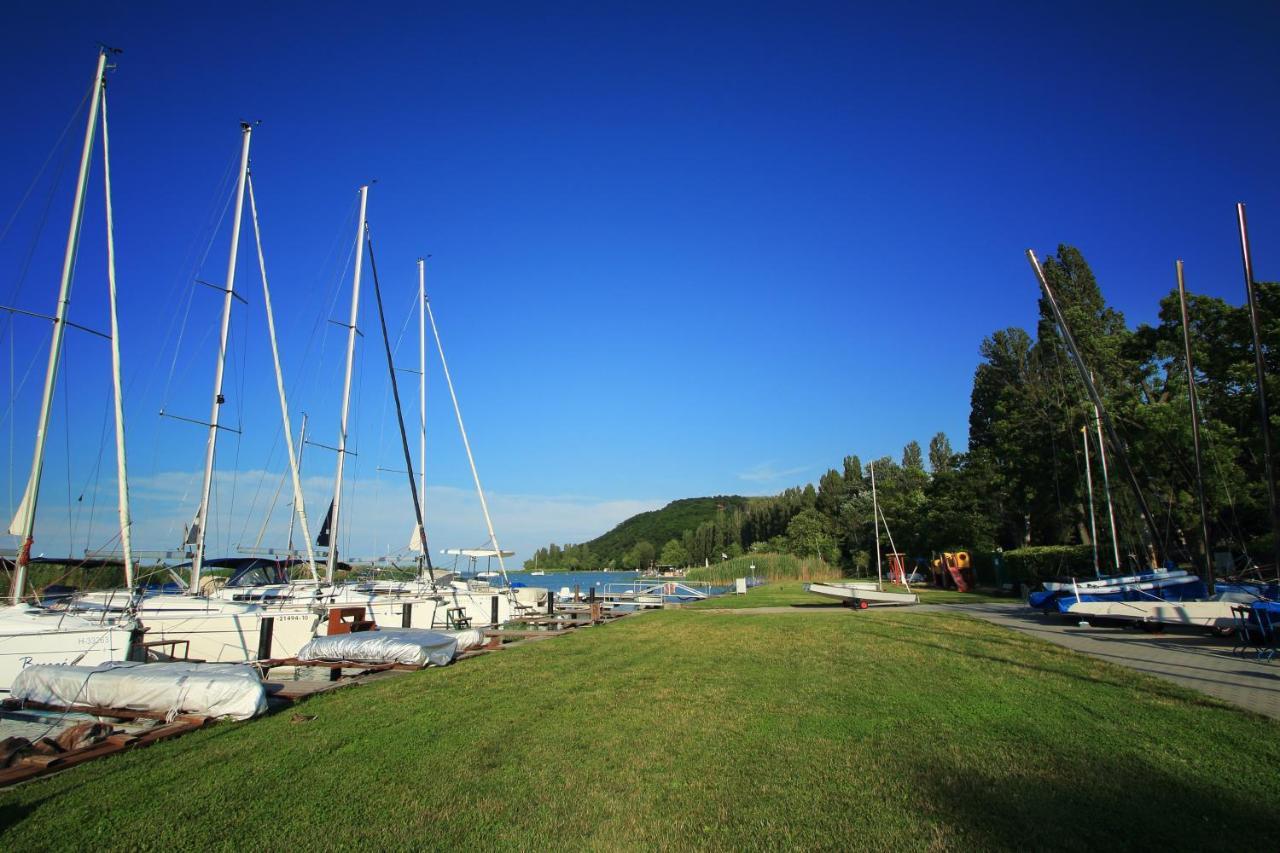 Aquilo Hotel Panorama ตีฮานี ภายนอก รูปภาพ