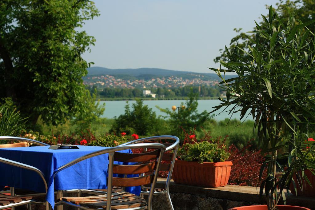 Aquilo Hotel Panorama ตีฮานี ภายนอก รูปภาพ
